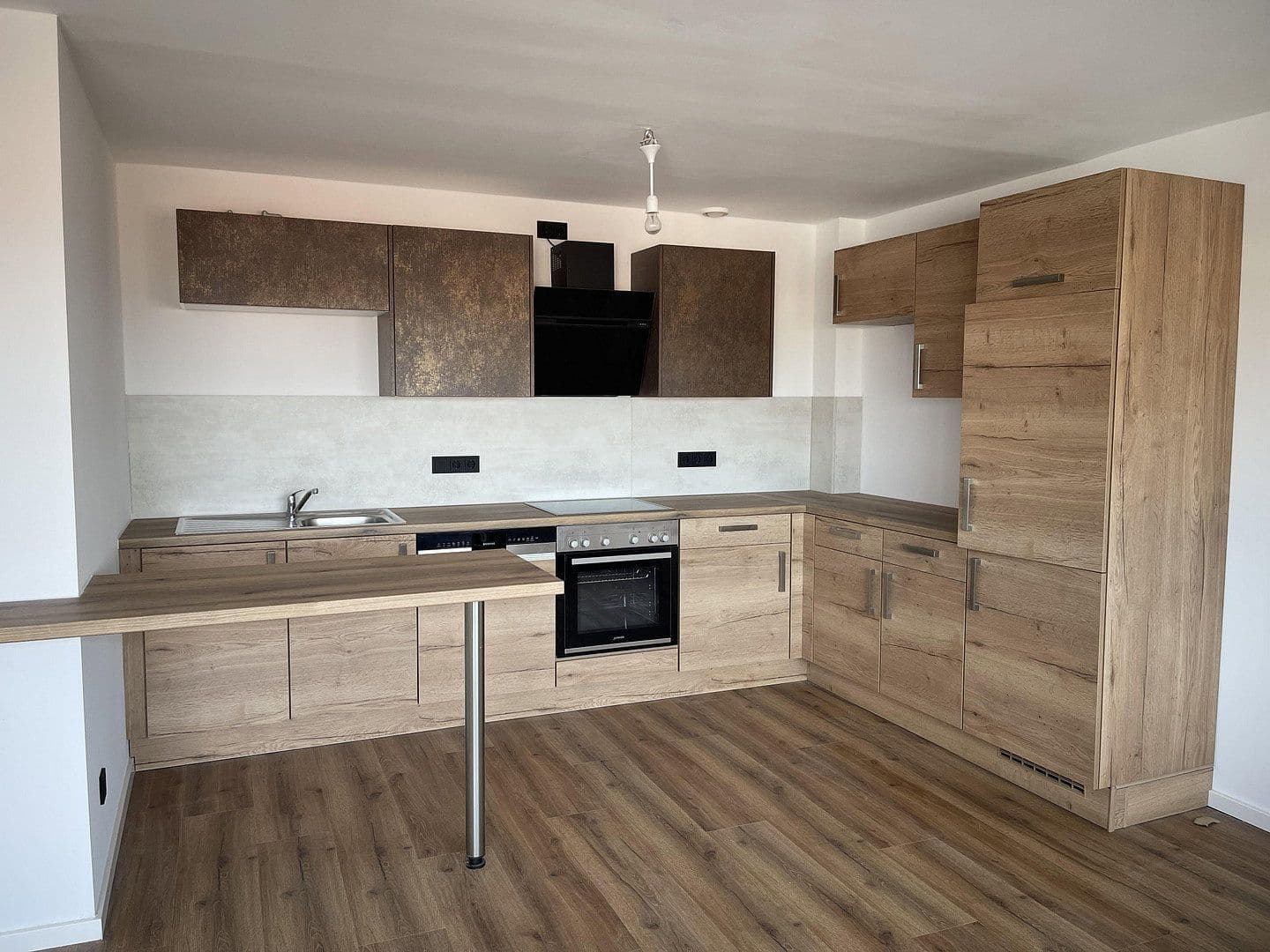 Pronájem bytu 2+1 55 m², Lauf an der Pegnitz, Bavorsko Pronájem bytu 2+1 55 m², Lauf an der Pegnitz, Bavorsko