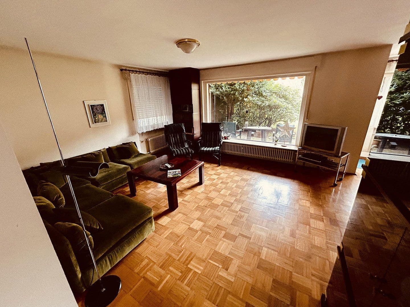 Prodej domu 177 m², pozemek 371 m², Frankfurt, Hessen Prodej domu 177 m², pozemek 371 m², Frankfurt, Hessen