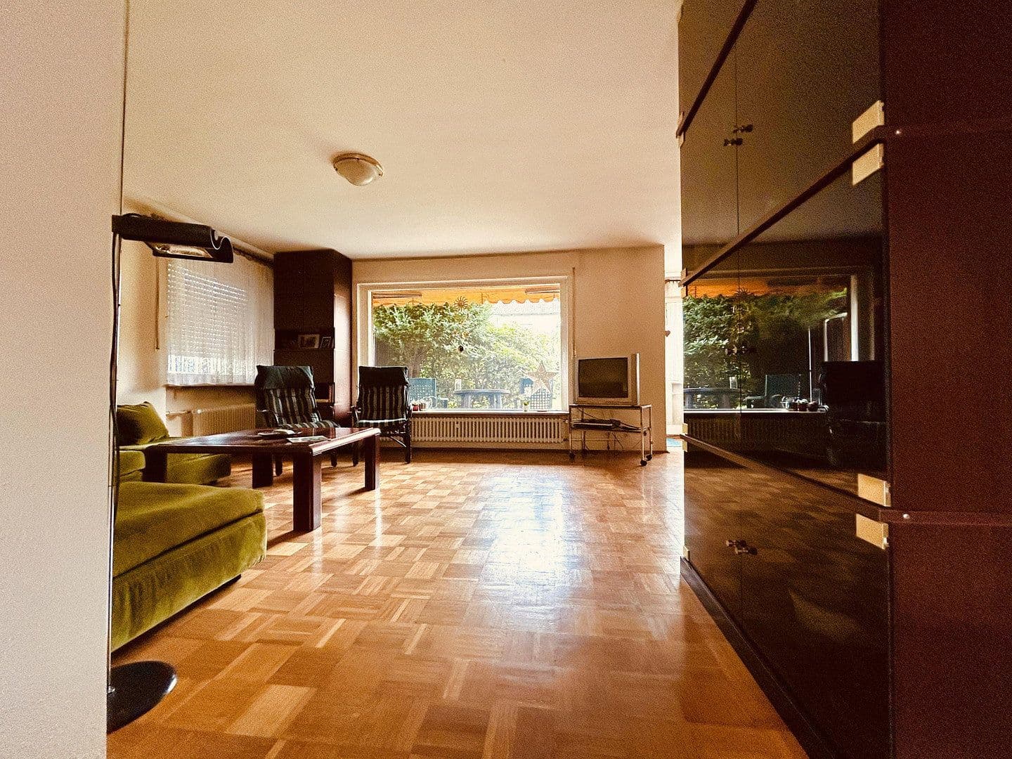 Prodej domu 177 m², pozemek 371 m², Frankfurt, Hessen Prodej domu 177 m², pozemek 371 m², Frankfurt, Hessen