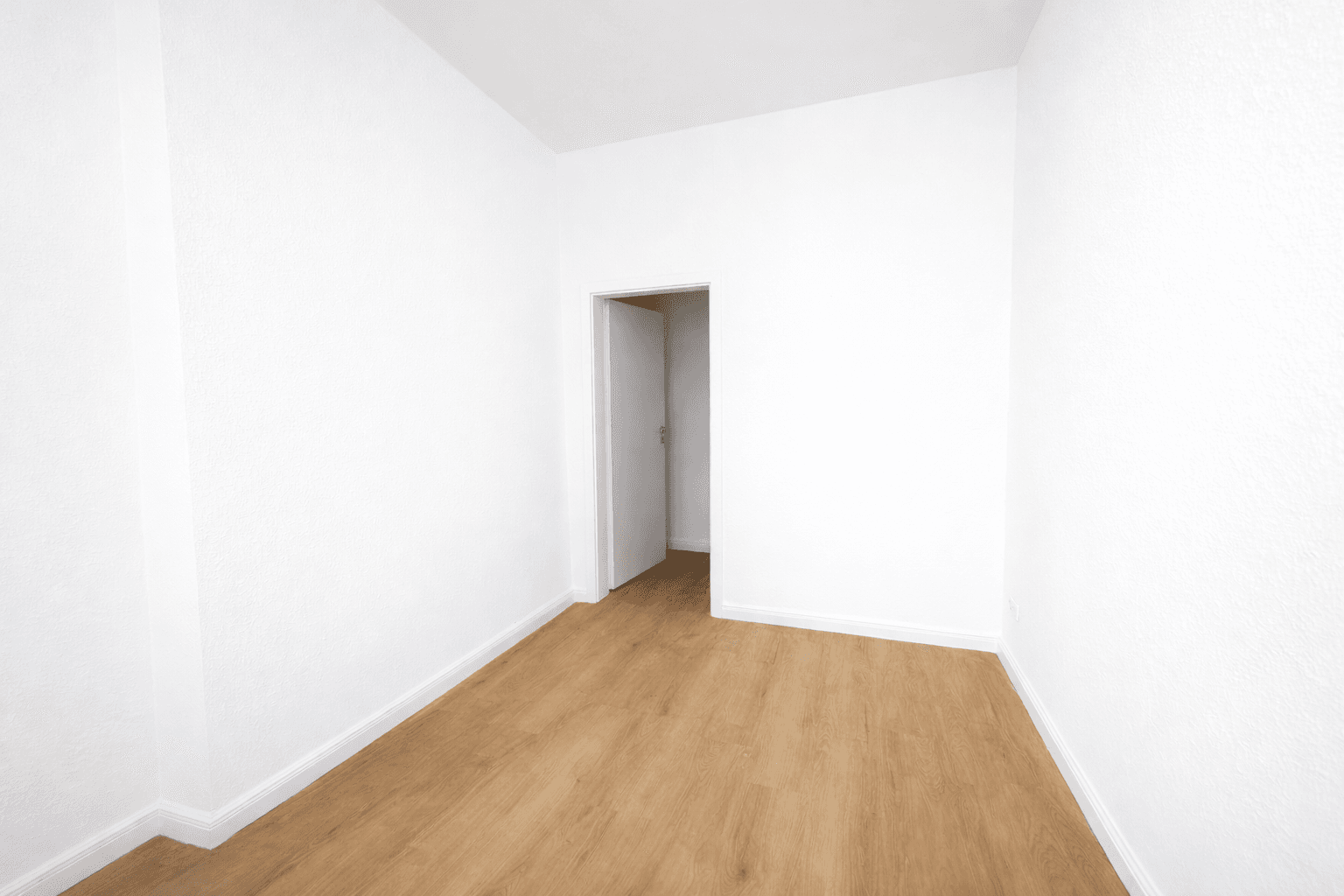 Pronájem bytu 2+1 43 m², Friesenstraße 57, Magdeburg, Sasko-Anhaltsko Pronájem bytu 2+1 43 m², Friesenstraße 57, Magdeburg, Sasko-Anhaltsko