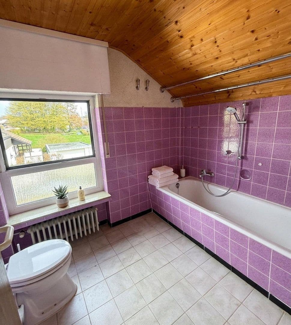 Prodej domu 111 m², pozemek 554 m², Kürten, Severní Porýní-Vestfálsko Prodej domu 111 m², pozemek 554 m², Kürten, Severní Porýní-Vestfálsko