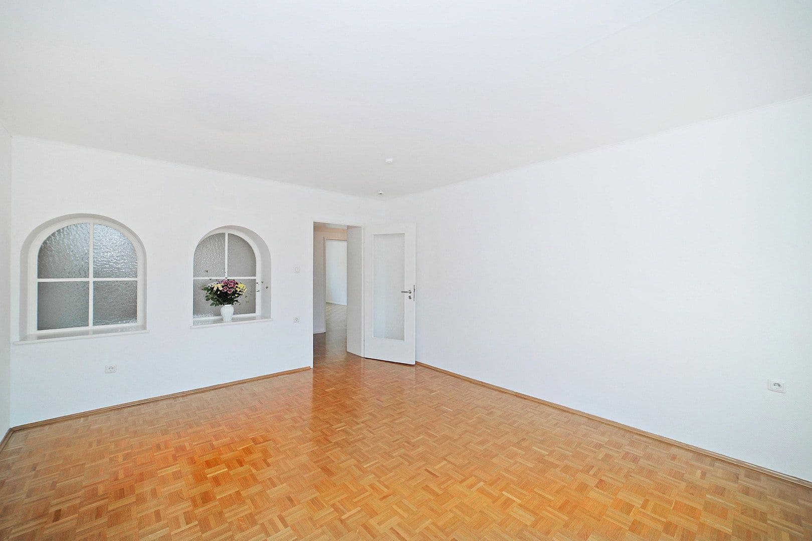 Prodej bytu 3+1 95 m², Hedwigstrasse xx, München, Bavorsko Prodej bytu 3+1 95 m², Hedwigstrasse xx, München, Bavorsko