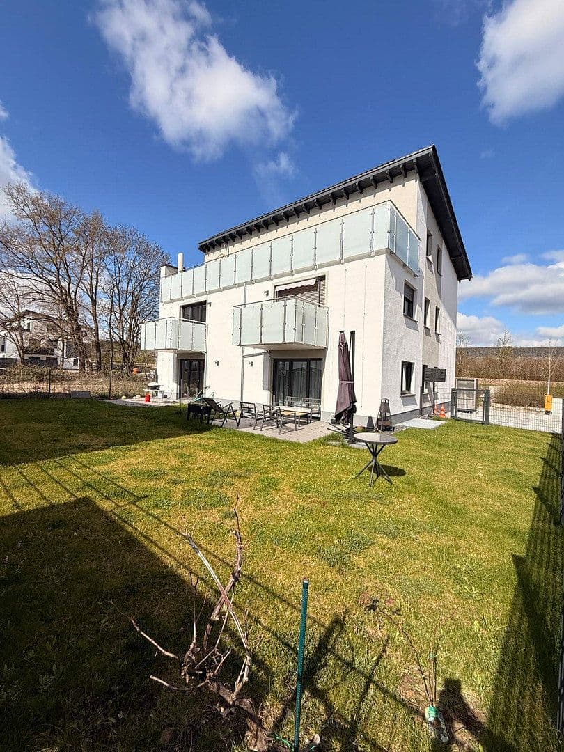 Pronájem bytu 4+1 125 m², Offenbach am Main, Hessen Pronájem bytu 4+1 125 m², Offenbach am Main, Hessen