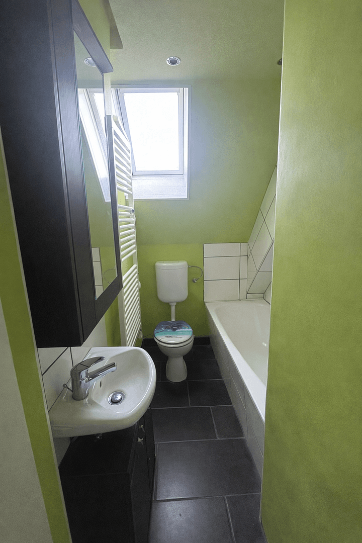 Pronájem bytu 3+1 42 m², Teichstraße 28, Sandersdorf-Brehna, Sasko-Anhaltsko Pronájem bytu 3+1 42 m², Teichstraße 28, Sandersdorf-Brehna, Sasko-Anhaltsko