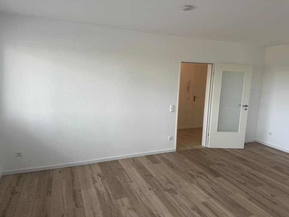 Pronájem bytu 1+kk 45 m², Kronenstraße 19a, Krefeld, Severní Porýní-Vestfálsko Pronájem bytu 1+kk 45 m², Kronenstraße 19a, Krefeld, Severní Porýní-Vestfálsko