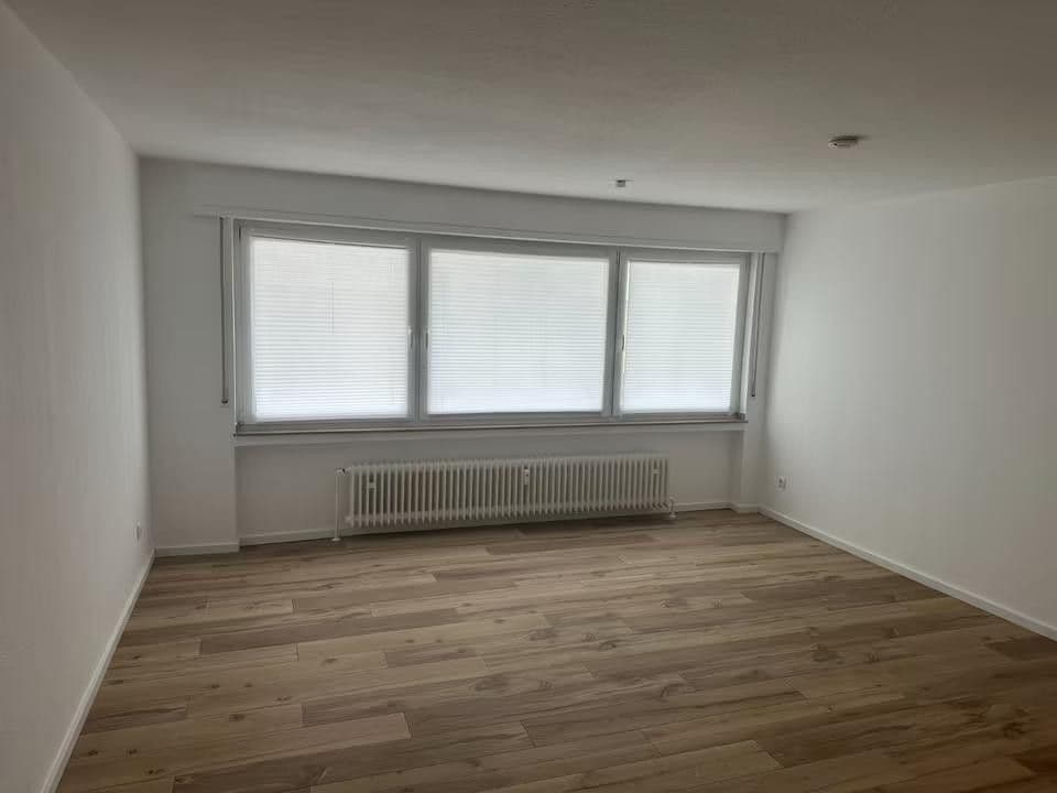 Pronájem bytu 1+kk 45 m², Kronenstraße 19a, Krefeld, Severní Porýní-Vestfálsko Pronájem bytu 1+kk 45 m², Kronenstraße 19a, Krefeld, Severní Porýní-Vestfálsko
