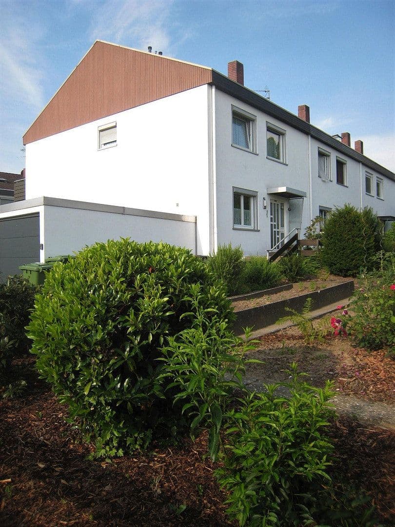 Prodej domu 136 m², pozemek 451 m², Eberdingen, Bádensko-Württembersko Prodej domu 136 m², pozemek 451 m², Eberdingen, Bádensko-Württembersko