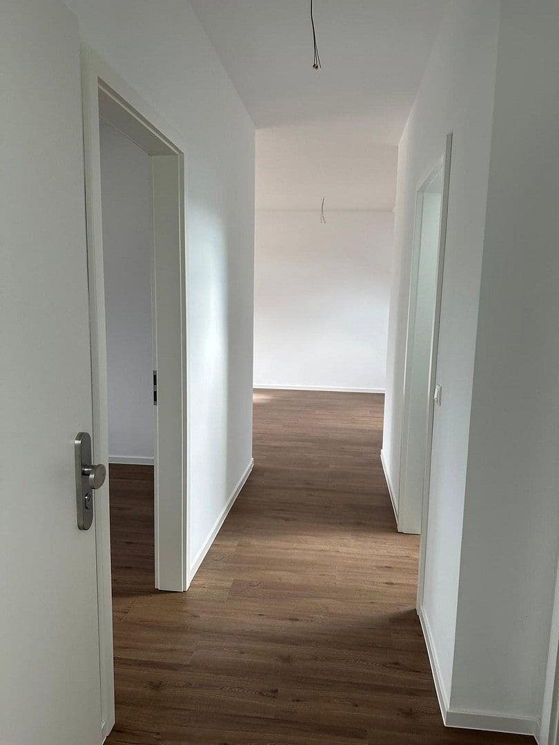 Pronájem bytu 2+1 55 m², Hamburger Allee 51, Nauen, Braniborsko Pronájem bytu 2+1 55 m², Hamburger Allee 51, Nauen, Braniborsko