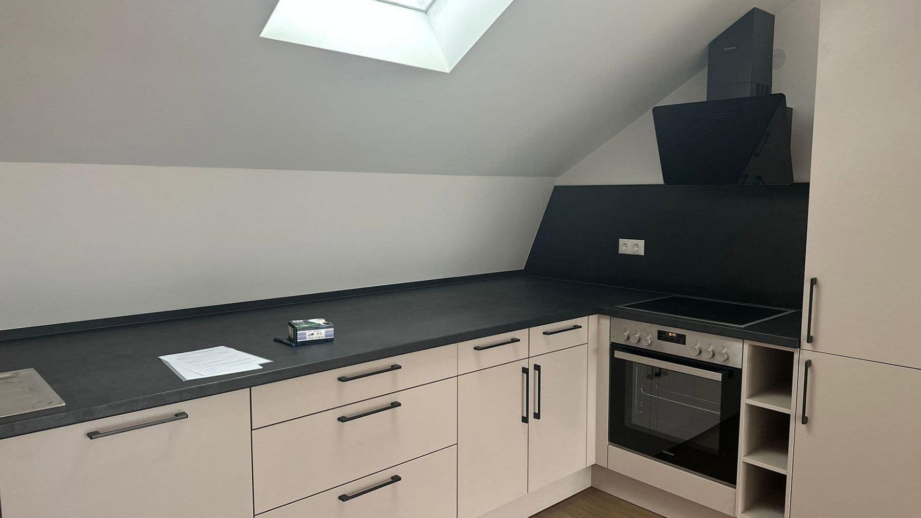 Pronájem bytu 2+1 55 m², Hamburger Allee 51, Nauen, Braniborsko Pronájem bytu 2+1 55 m², Hamburger Allee 51, Nauen, Braniborsko