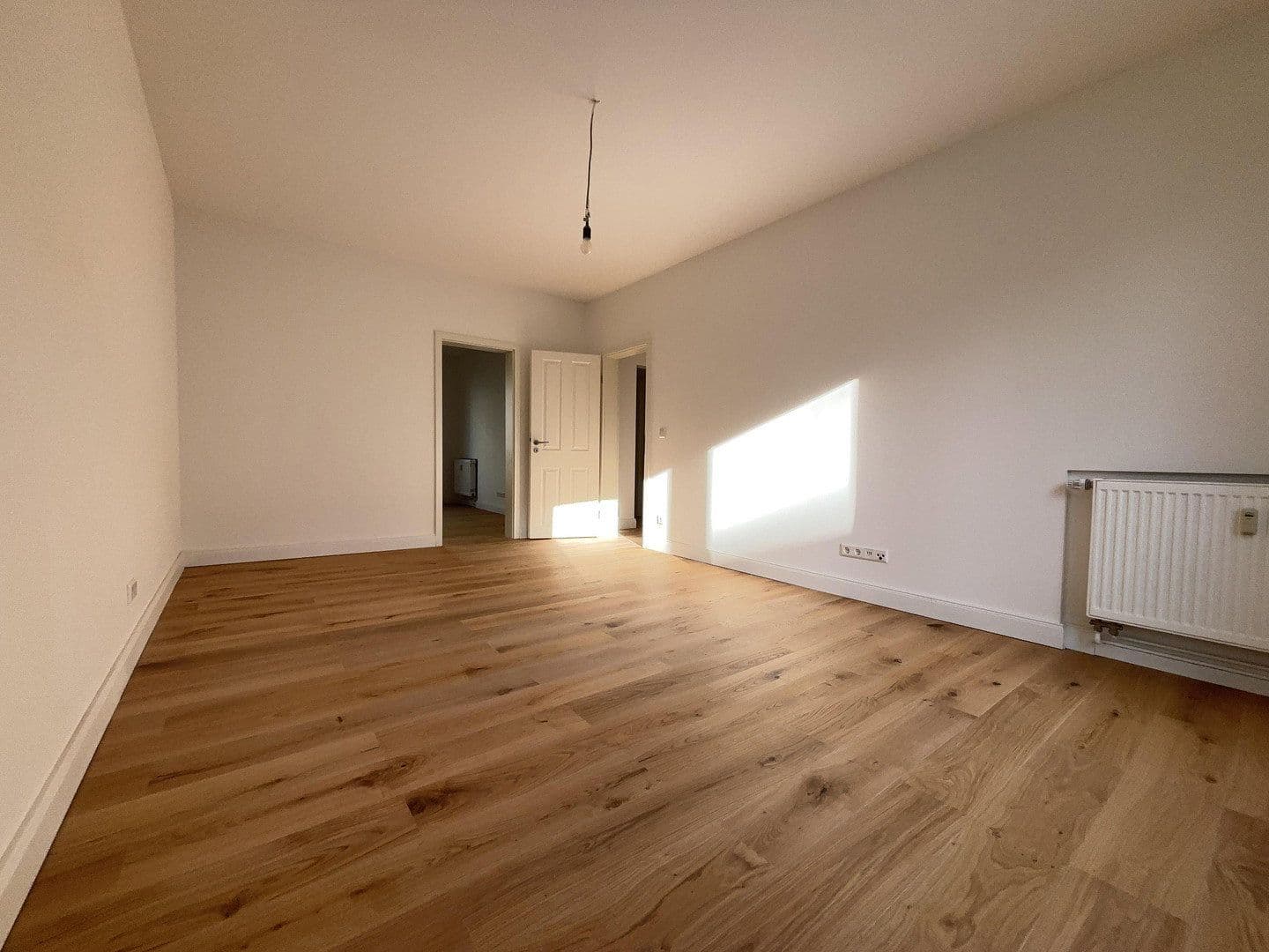 Prodej bytu 3+1 60 m², Weydemeyerstraße 17, Berlin, Berlín Prodej bytu 3+1 60 m², Weydemeyerstraße 17, Berlin, Berlín