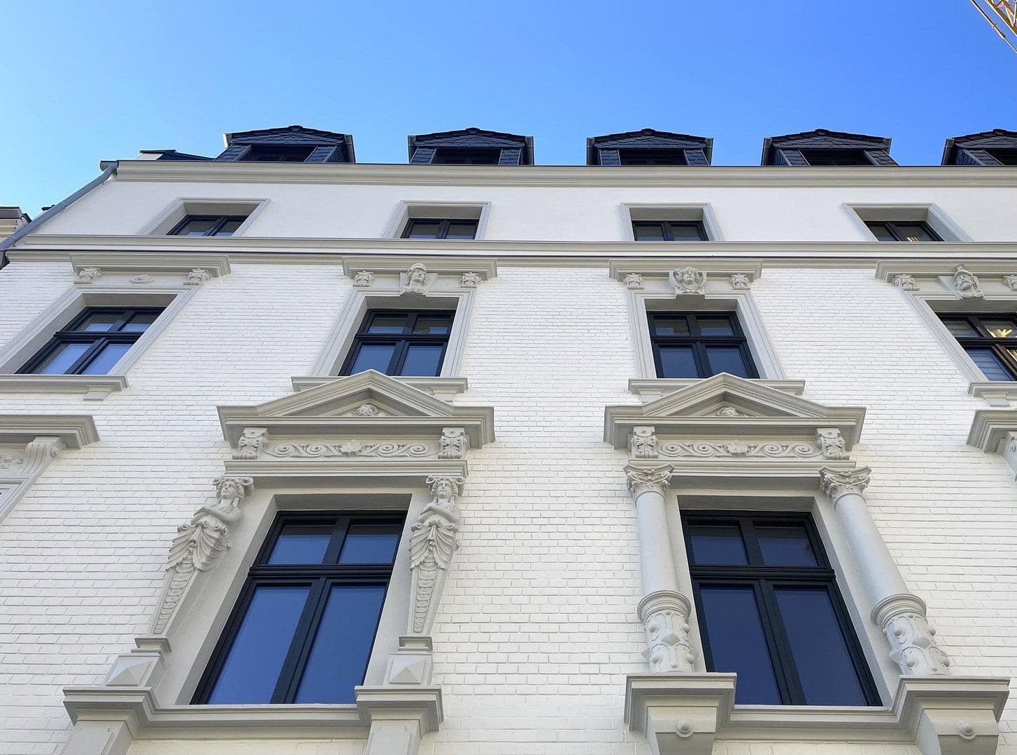 Prodej bytu 5+1 126 m², Schinkelstr. 80, Düsseldorf, Severní Porýní-Vestfálsko Prodej bytu 5+1 126 m², Schinkelstr. 80, Düsseldorf, Severní Porýní-Vestfálsko