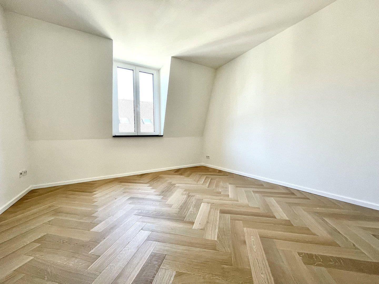 Prodej bytu 5+1 126 m², Schinkelstr. 80, Düsseldorf, Severní Porýní-Vestfálsko Prodej bytu 5+1 126 m², Schinkelstr. 80, Düsseldorf, Severní Porýní-Vestfálsko