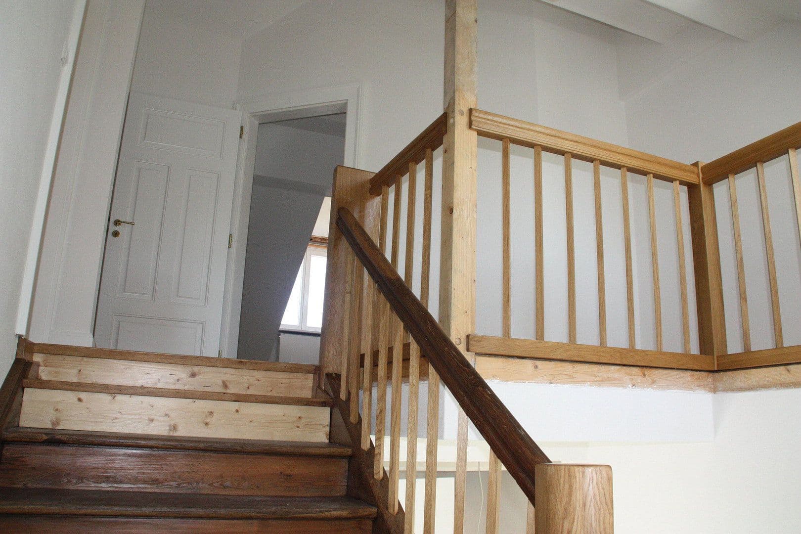 Pronájem bytu 3+1 110 m², Sinsheim, Bádensko-Württembersko Pronájem bytu 3+1 110 m², Sinsheim, Bádensko-Württembersko