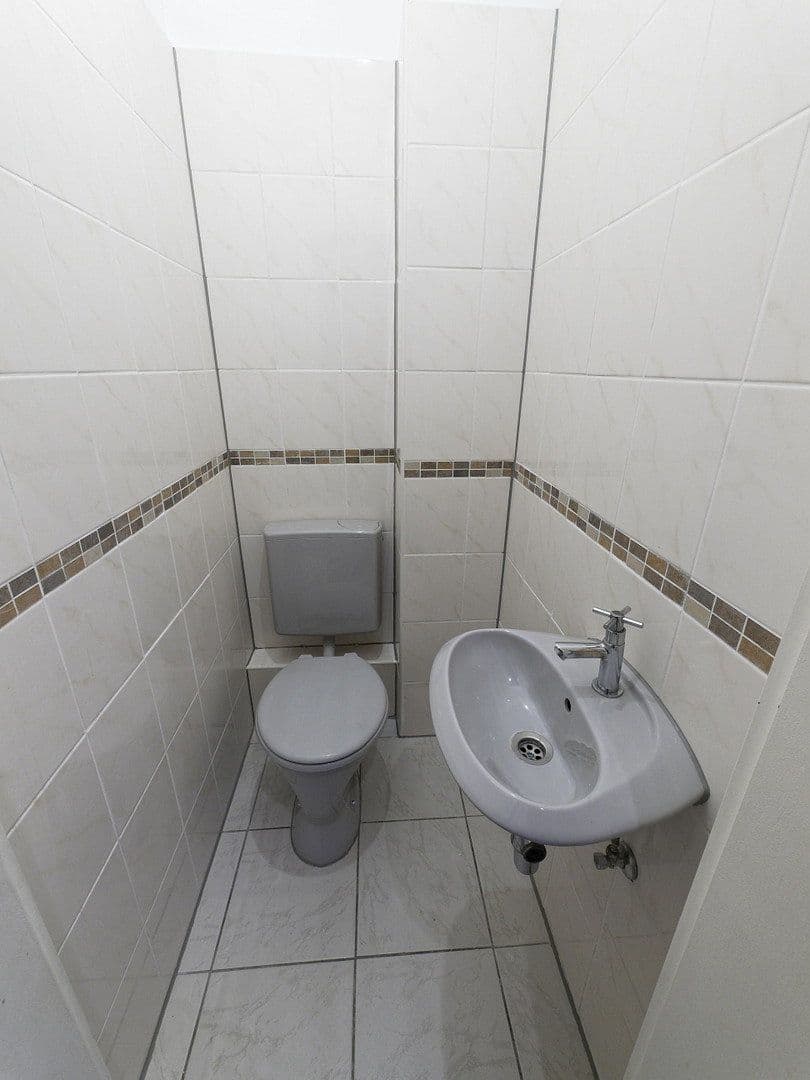 Pronájem bytu 3+1 87 m², Köln, Severní Porýní-Vestfálsko Pronájem bytu 3+1 87 m², Köln, Severní Porýní-Vestfálsko