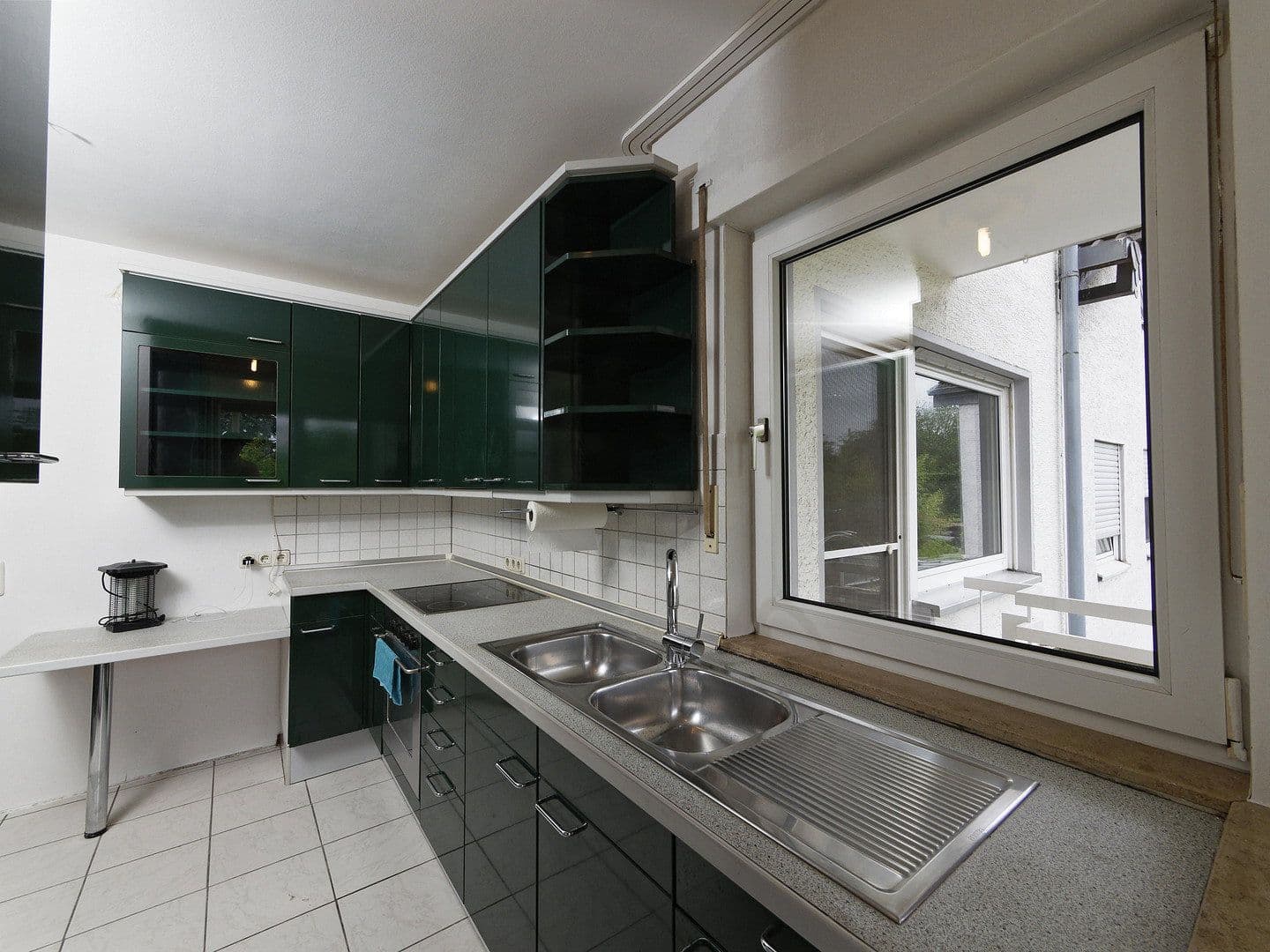 Pronájem bytu 3+1 87 m², Köln, Severní Porýní-Vestfálsko Pronájem bytu 3+1 87 m², Köln, Severní Porýní-Vestfálsko