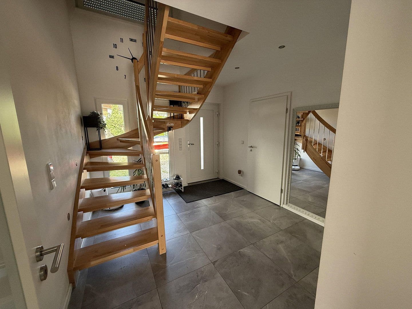 Prodej domu 150 m², pozemek 498 m², Illertissen, Bavorsko Prodej domu 150 m², pozemek 498 m², Illertissen, Bavorsko