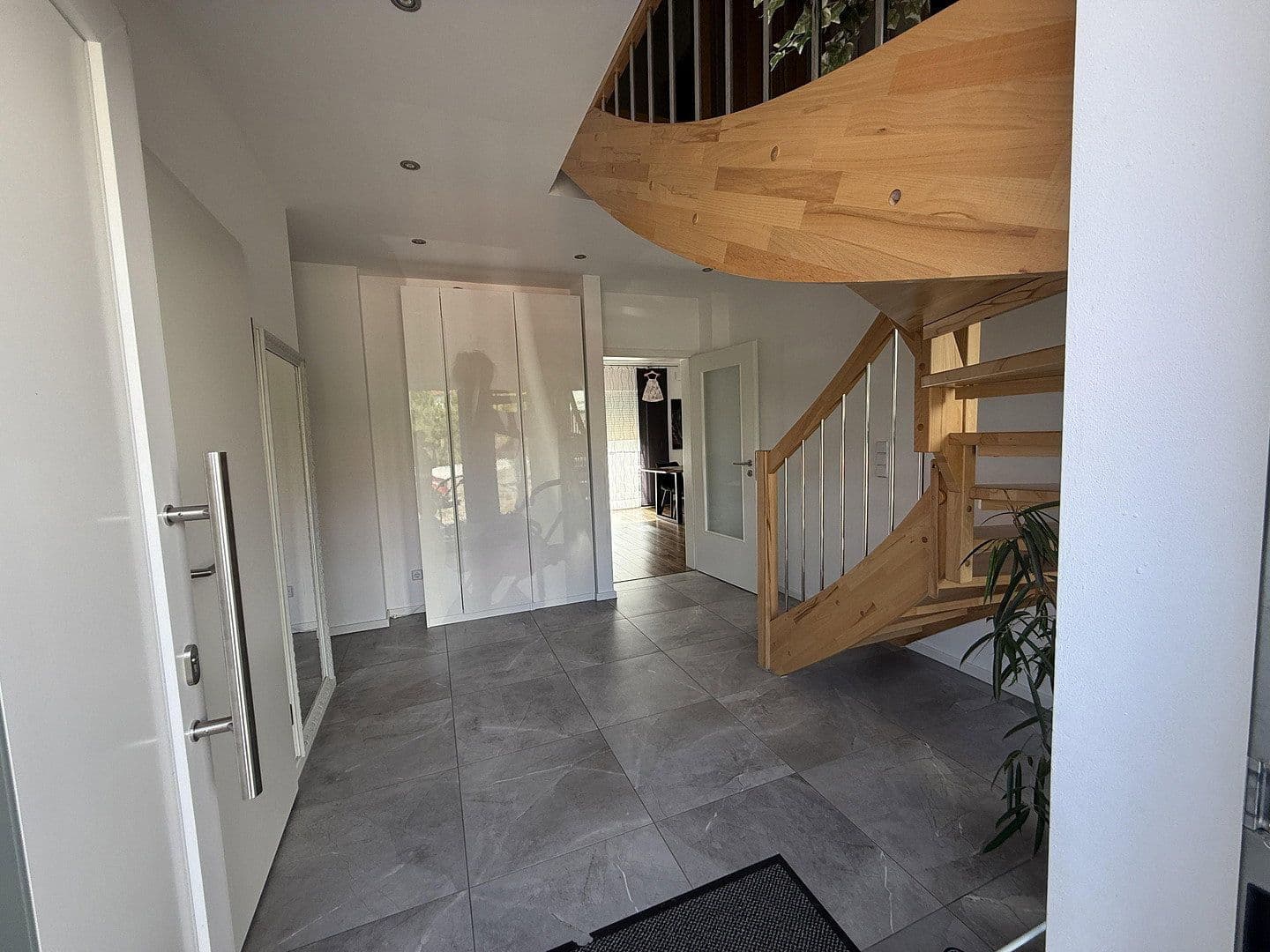 Prodej domu 150 m², pozemek 498 m², Illertissen, Bavorsko Prodej domu 150 m², pozemek 498 m², Illertissen, Bavorsko