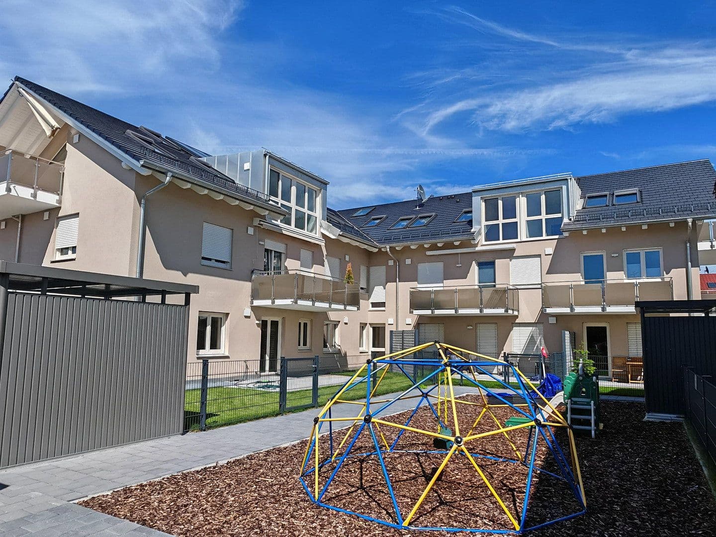 Prodej bytu 5+1 141 m², Brunnthal, Bavorsko Prodej bytu 5+1 141 m², Brunnthal, Bavorsko