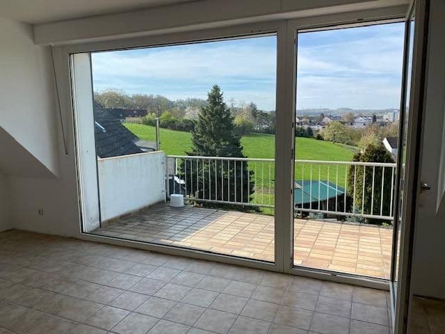 Prodej bytu 4+kk 100 m², Fahrenberg 32a, Essen, Severní Porýní-Vestfálsko Prodej bytu 4+kk 100 m², Fahrenberg 32a, Essen, Severní Porýní-Vestfálsko