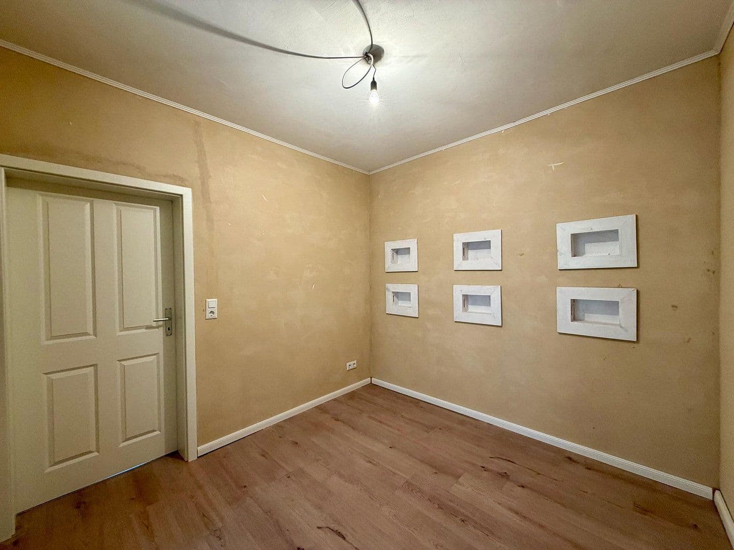 Prodej domu 208 m², pozemek 474 m², Albertshofen, Bavorsko Prodej domu 208 m², pozemek 474 m², Albertshofen, Bavorsko