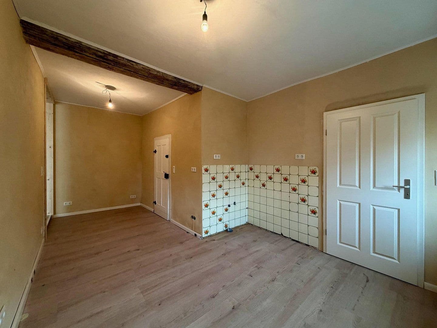 Prodej domu 208 m², pozemek 474 m², Albertshofen, Bavorsko Prodej domu 208 m², pozemek 474 m², Albertshofen, Bavorsko