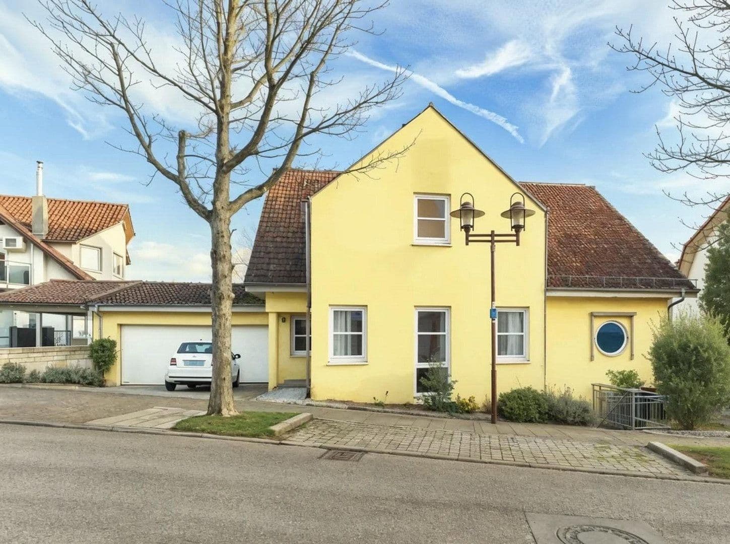 Prodej domu 520 m², pozemek 697 m², Fritz-Ulrich-Str. 105, Heilbronn, Bádensko-Württembersko Prodej domu 520 m², pozemek 697 m², Fritz-Ulrich-Str. 105, Heilbronn, Bádensko-Württembersko