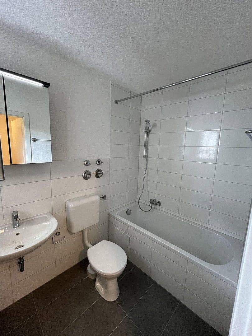 Pronájem bytu 1+1 34 m², Heubach, Bádensko-Württembersko Pronájem bytu 1+1 34 m², Heubach, Bádensko-Württembersko