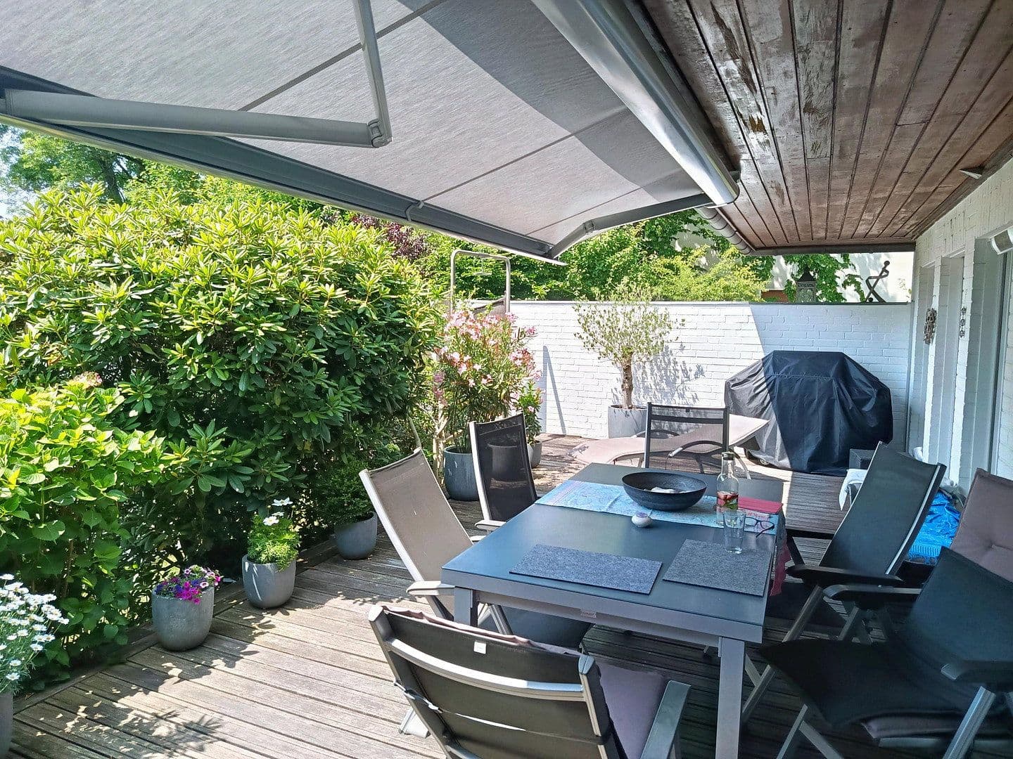 Prodej domu 297 m², pozemek 865 m², Ratingen, Severní Porýní-Vestfálsko Prodej domu 297 m², pozemek 865 m², Ratingen, Severní Porýní-Vestfálsko