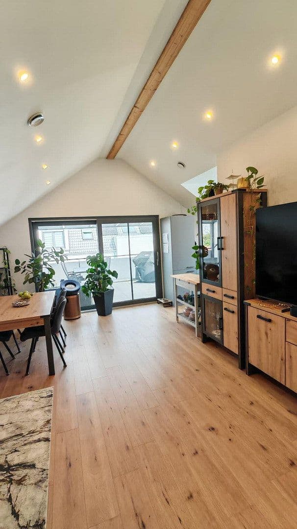 Pronájem bytu 3+1 97 m², Forstgasse 33, Haßloch, Porýní-Falc Pronájem bytu 3+1 97 m², Forstgasse 33, Haßloch, Porýní-Falc