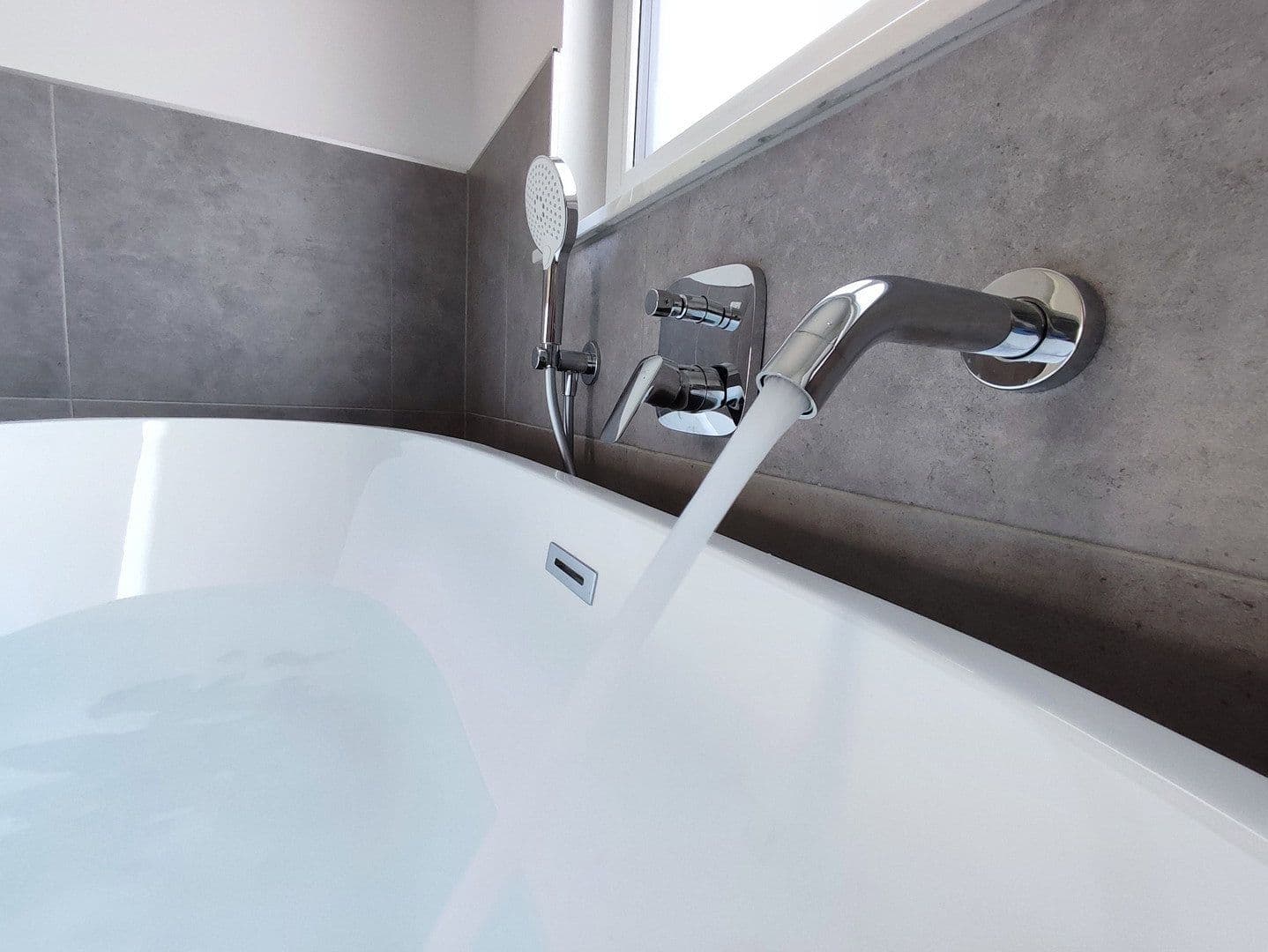 Pronájem bytu 3+1 97 m², Forstgasse 33, Haßloch, Porýní-Falc Pronájem bytu 3+1 97 m², Forstgasse 33, Haßloch, Porýní-Falc