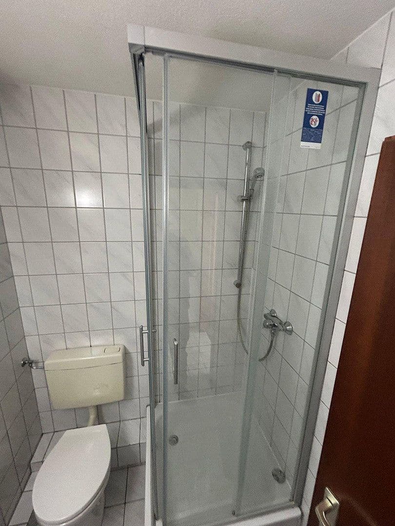 Pronájem bytu 1+1 21 m², Salzufler Str. 72, Bielefeld, Severní Porýní-Vestfálsko Pronájem bytu 1+1 21 m², Salzufler Str. 72, Bielefeld, Severní Porýní-Vestfálsko