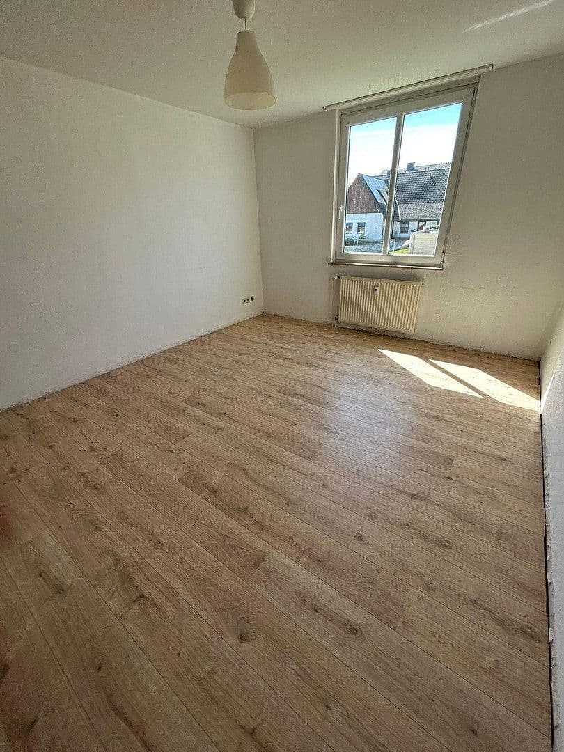 Pronájem bytu 1+1 21 m², Salzufler Str. 72, Bielefeld, Severní Porýní-Vestfálsko Pronájem bytu 1+1 21 m², Salzufler Str. 72, Bielefeld, Severní Porýní-Vestfálsko