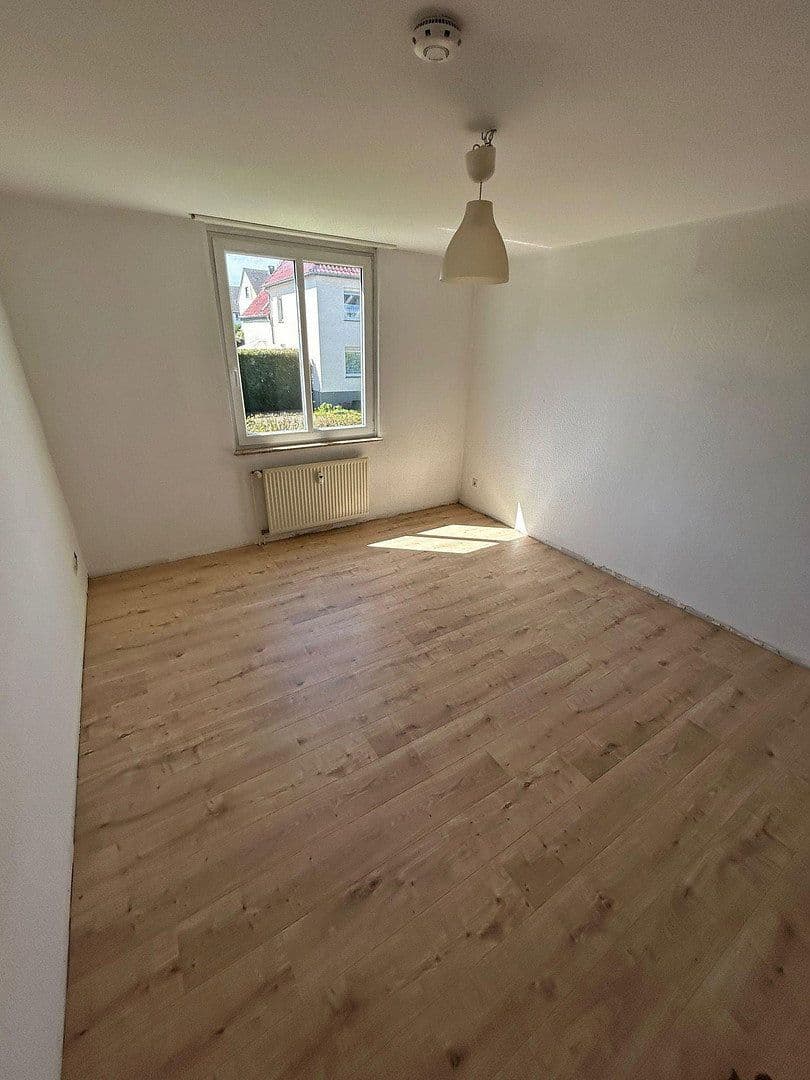 Pronájem bytu 1+1 21 m², Salzufler Str. 72, Bielefeld, Severní Porýní-Vestfálsko Pronájem bytu 1+1 21 m², Salzufler Str. 72, Bielefeld, Severní Porýní-Vestfálsko