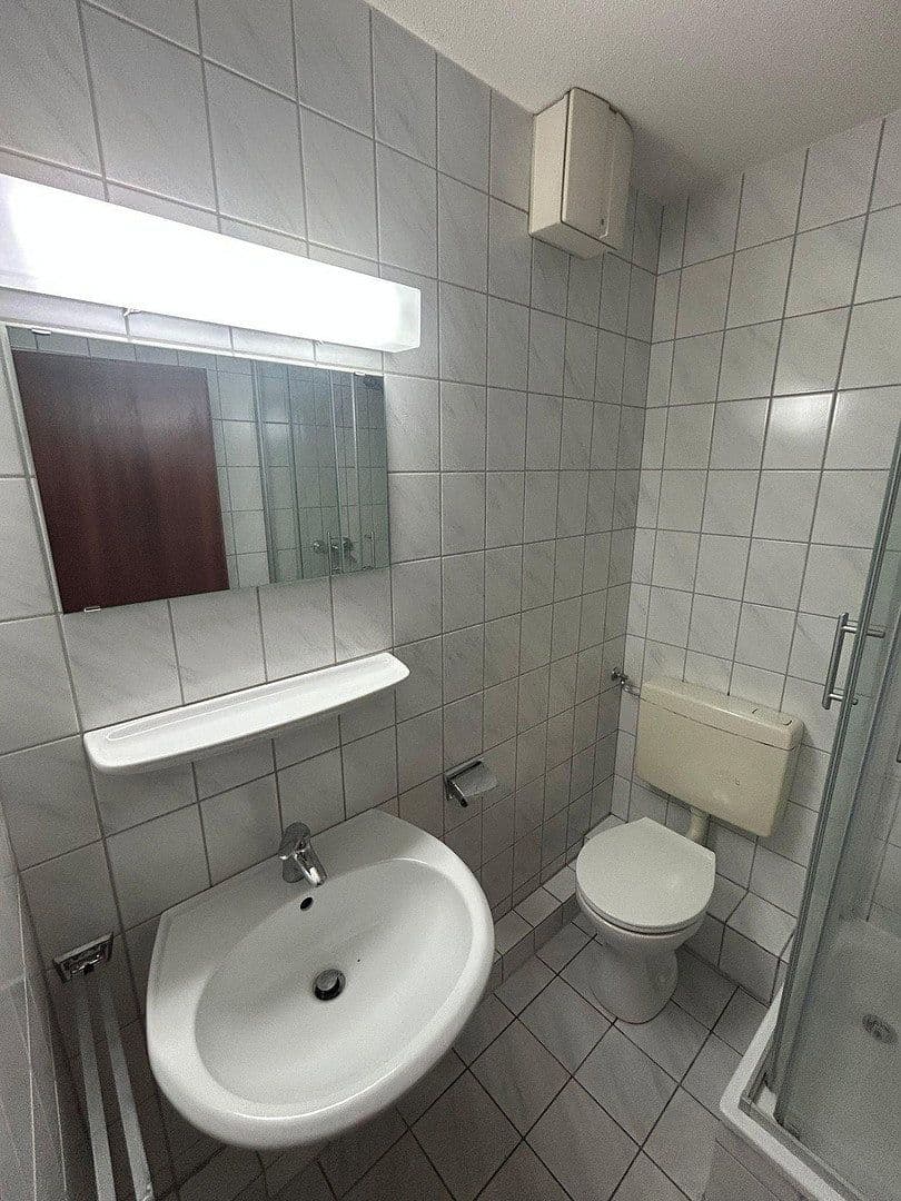 Pronájem bytu 1+1 21 m², Salzufler Str. 72, Bielefeld, Severní Porýní-Vestfálsko Pronájem bytu 1+1 21 m², Salzufler Str. 72, Bielefeld, Severní Porýní-Vestfálsko