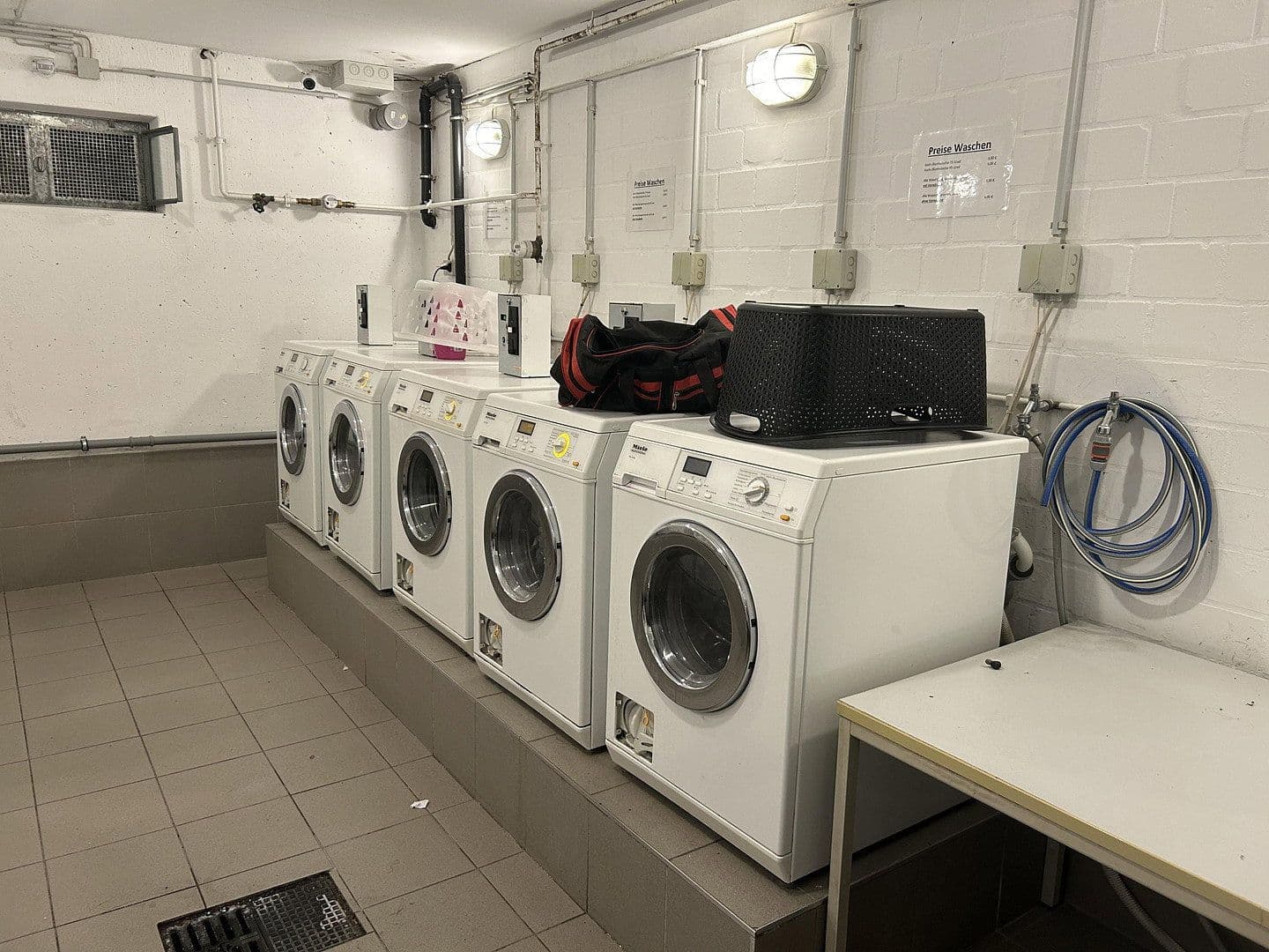 Pronájem bytu 1+1 21 m², Salzufler Str. 72, Bielefeld, Severní Porýní-Vestfálsko Pronájem bytu 1+1 21 m², Salzufler Str. 72, Bielefeld, Severní Porýní-Vestfálsko