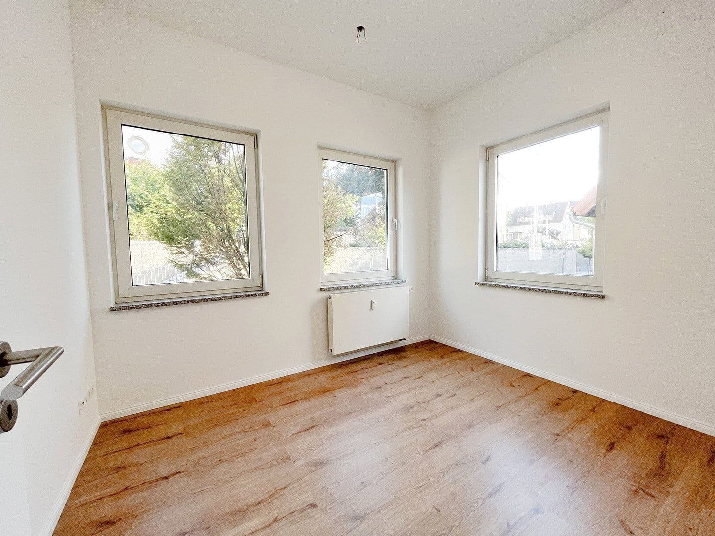 Pronájem bytu 4+kk 97 m², Ilsfeld, Bádensko-Württembersko Pronájem bytu 4+kk 97 m², Ilsfeld, Bádensko-Württembersko