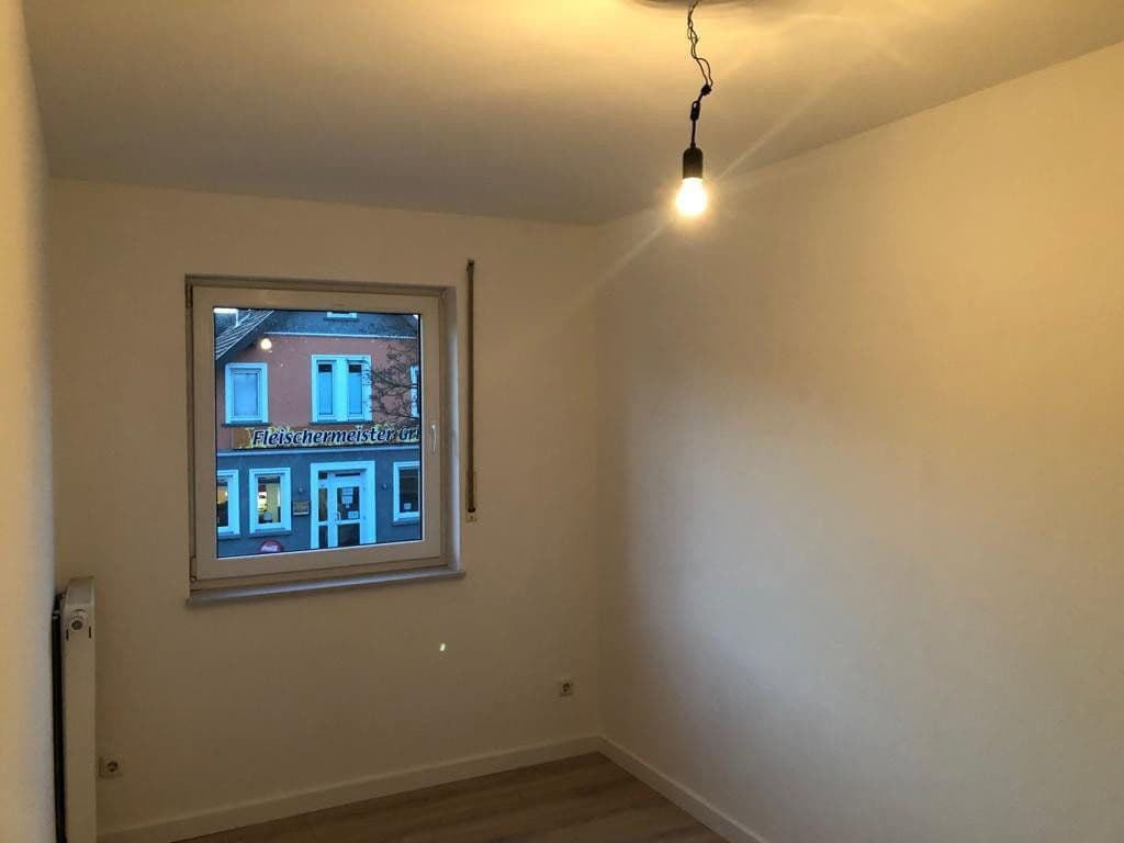 Pronájem bytu 4+1 97 m², Eidinghausener Str. 25, Bad Oeynhausen, Severní Porýní-Vestfálsko Pronájem bytu 4+1 97 m², Eidinghausener Str. 25, Bad Oeynhausen, Severní Porýní-Vestfálsko