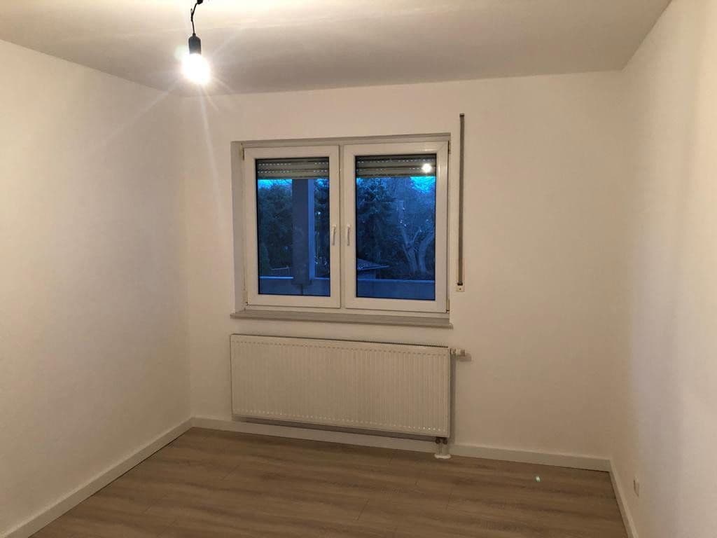 Pronájem bytu 4+1 97 m², Eidinghausener Str. 25, Bad Oeynhausen, Severní Porýní-Vestfálsko Pronájem bytu 4+1 97 m², Eidinghausener Str. 25, Bad Oeynhausen, Severní Porýní-Vestfálsko
