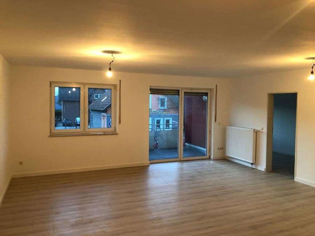 Pronájem bytu 4+1 97 m², Eidinghausener Str. 25, Bad Oeynhausen, Severní Porýní-Vestfálsko Pronájem bytu 4+1 97 m², Eidinghausener Str. 25, Bad Oeynhausen, Severní Porýní-Vestfálsko