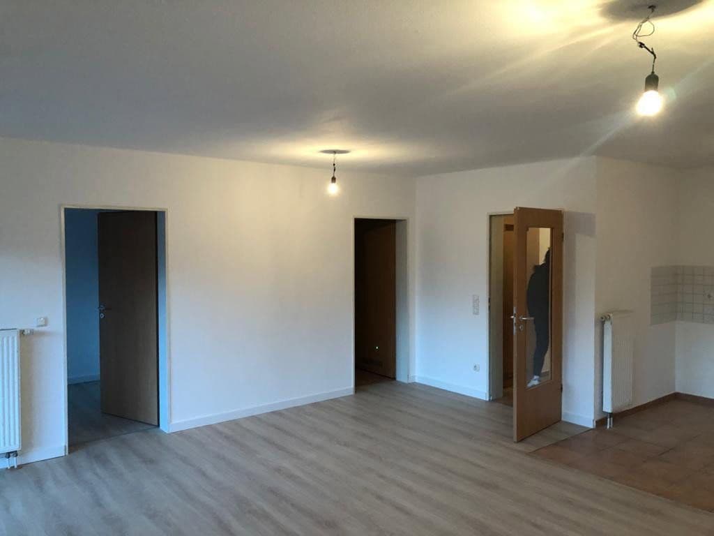 Pronájem bytu 4+1 97 m², Eidinghausener Str. 25, Bad Oeynhausen, Severní Porýní-Vestfálsko Pronájem bytu 4+1 97 m², Eidinghausener Str. 25, Bad Oeynhausen, Severní Porýní-Vestfálsko