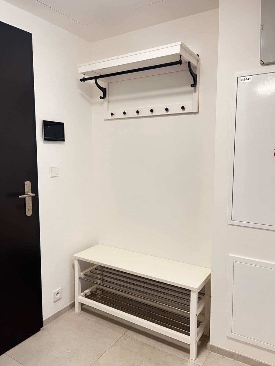 Pronájem bytu 2+kk 52 m², U Lihovaru, Praha, Praha Pronájem bytu 2+kk 52 m², U Lihovaru, Praha, Praha