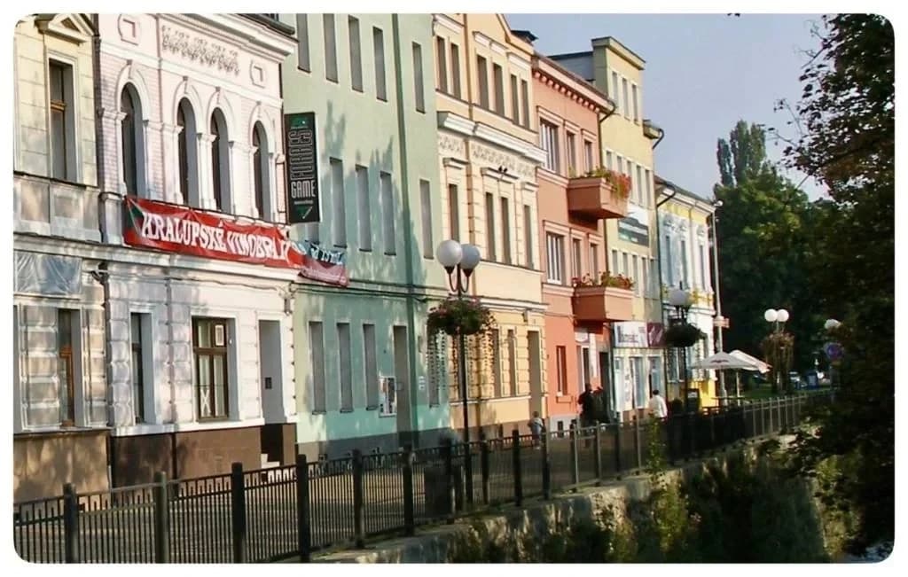 Pronájem nebytového prostoru 644 m², Riegrova, Kralupy nad Vltavou, Středočeský kraj Pronájem nebytového prostoru 644 m², Riegrova, Kralupy nad Vltavou, Středočeský kraj