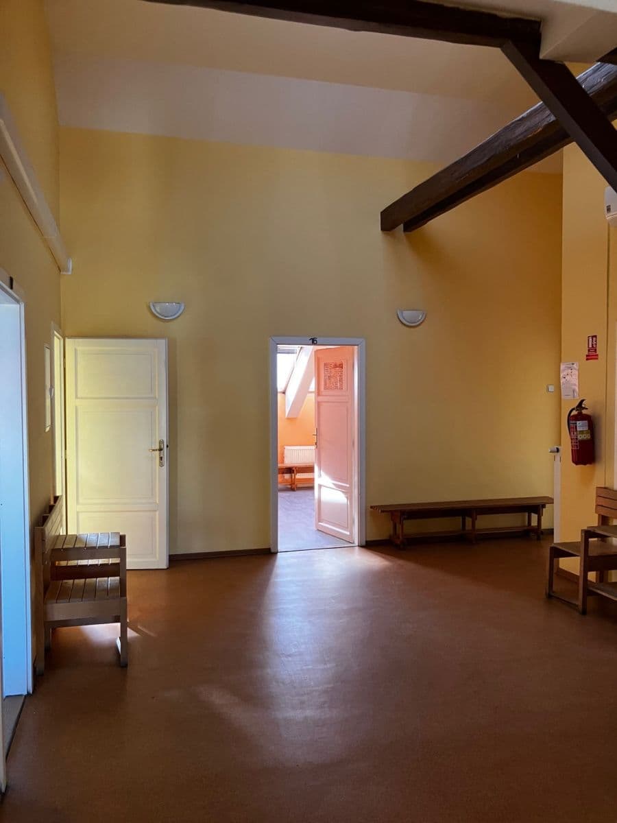 Pronájem nebytového prostoru 644 m², Riegrova, Kralupy nad Vltavou, Středočeský kraj Pronájem nebytového prostoru 644 m², Riegrova, Kralupy nad Vltavou, Středočeský kraj