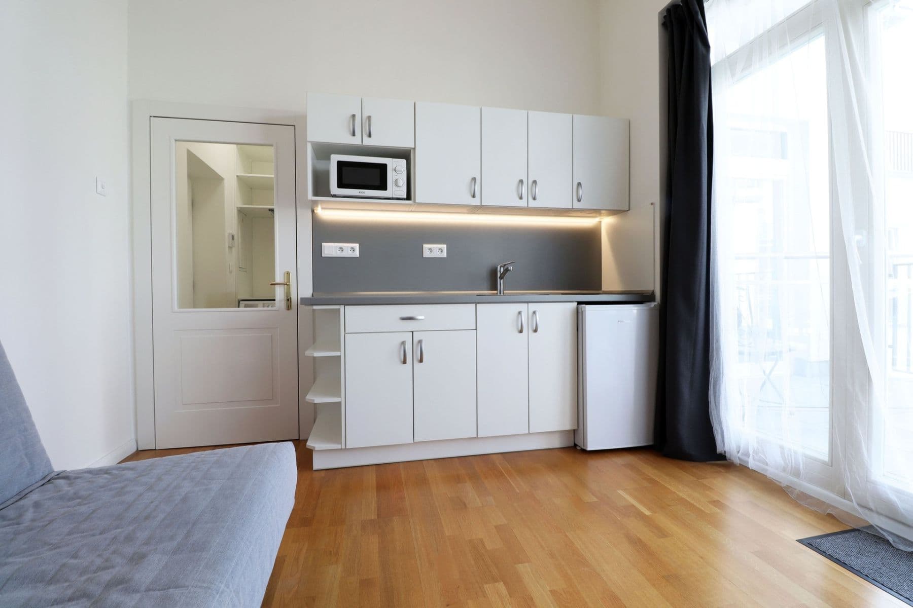 Pronájem bytu 1+kk 26 m², Záhřebská, Praha, Praha Pronájem bytu 1+kk 26 m², Záhřebská, Praha, Praha