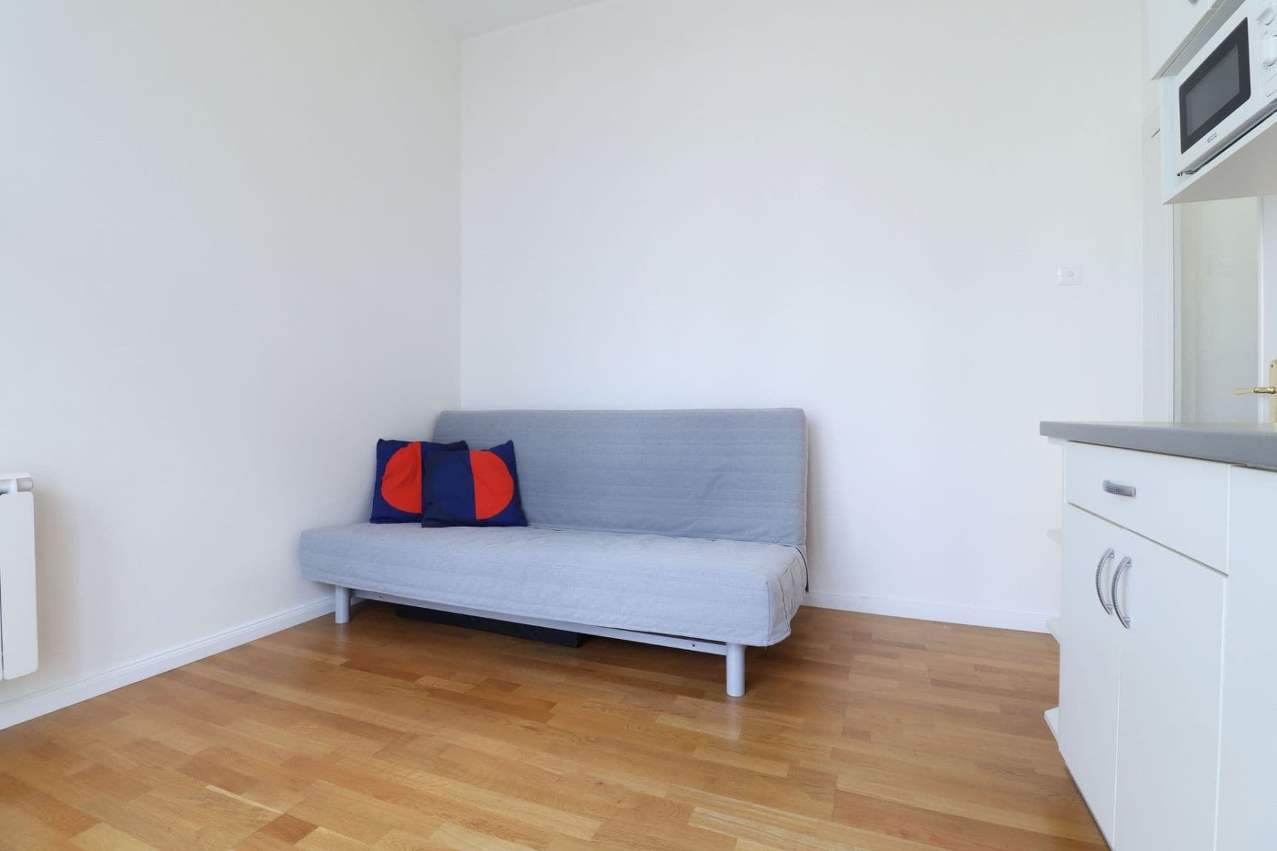 Pronájem bytu 1+kk 26 m², Záhřebská, Praha, Praha Pronájem bytu 1+kk 26 m², Záhřebská, Praha, Praha