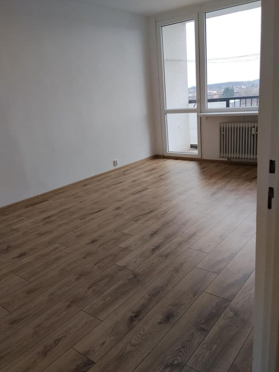 Pronájem bytu 2+1 63 m², Jirkovská, Chomutov, Ústecký kraj Pronájem bytu 2+1 63 m², Jirkovská, Chomutov, Ústecký kraj