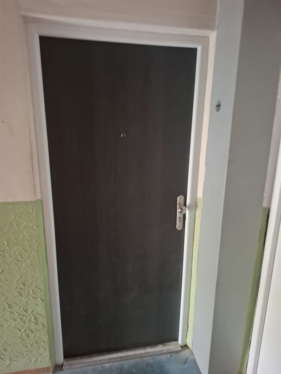 Pronájem bytu 2+1 65 m², Kundratická, Chomutov, Ústecký kraj Pronájem bytu 2+1 65 m², Kundratická, Chomutov, Ústecký kraj