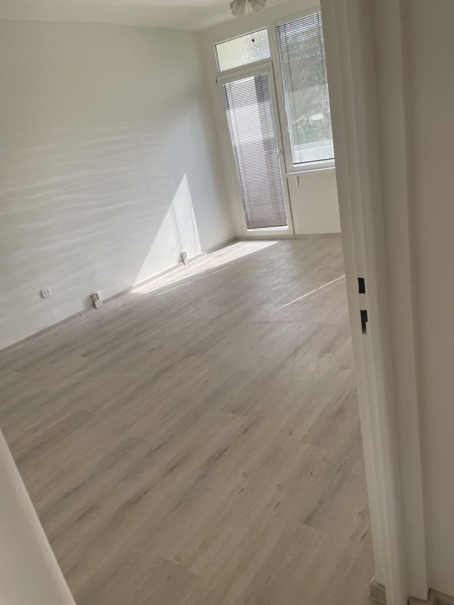 Pronájem bytu 2+1 65 m², Kundratická, Chomutov, Ústecký kraj Pronájem bytu 2+1 65 m², Kundratická, Chomutov, Ústecký kraj