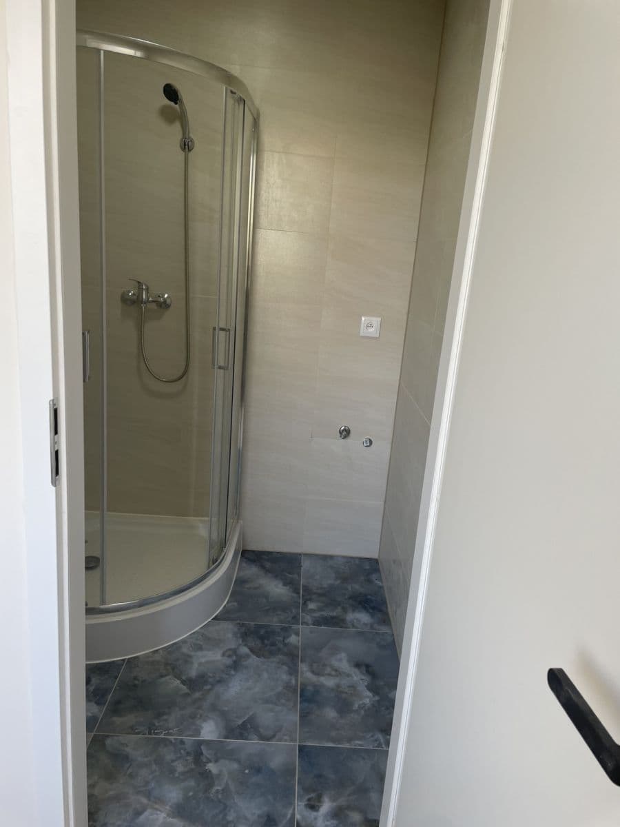 Pronájem bytu 2+1 65 m², Kundratická, Chomutov, Ústecký kraj Pronájem bytu 2+1 65 m², Kundratická, Chomutov, Ústecký kraj