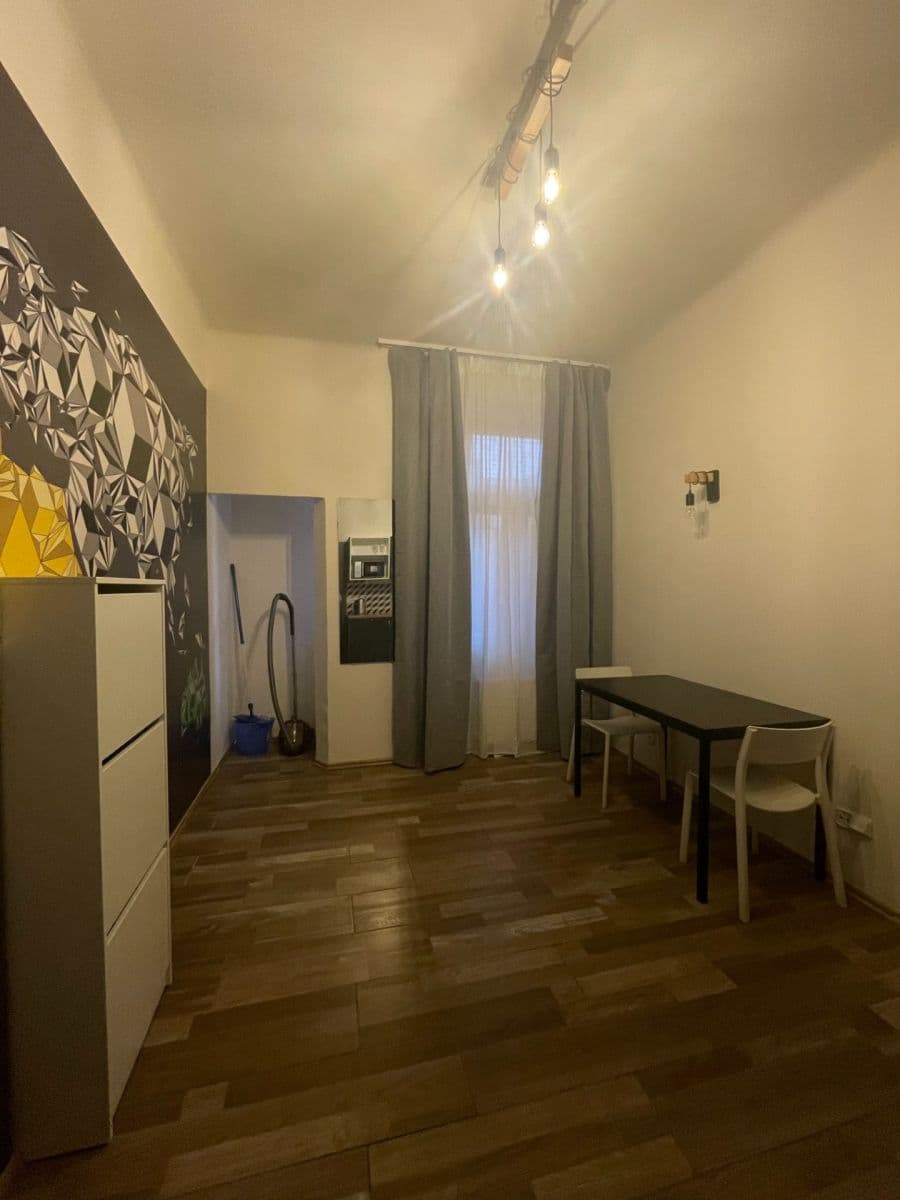 Pronájem bytu 2+kk 42 m², Navrátilova, Praha, Praha Pronájem bytu 2+kk 42 m², Navrátilova, Praha, Praha